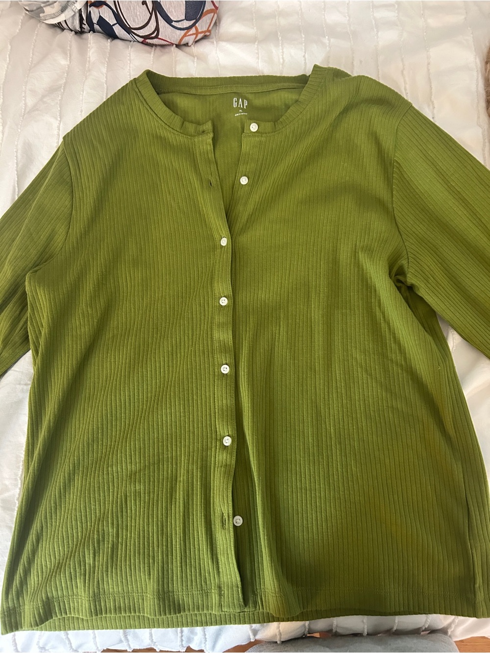 GAP Olive Ribbed Button-Front Cardigan - Picture 3 of 4
